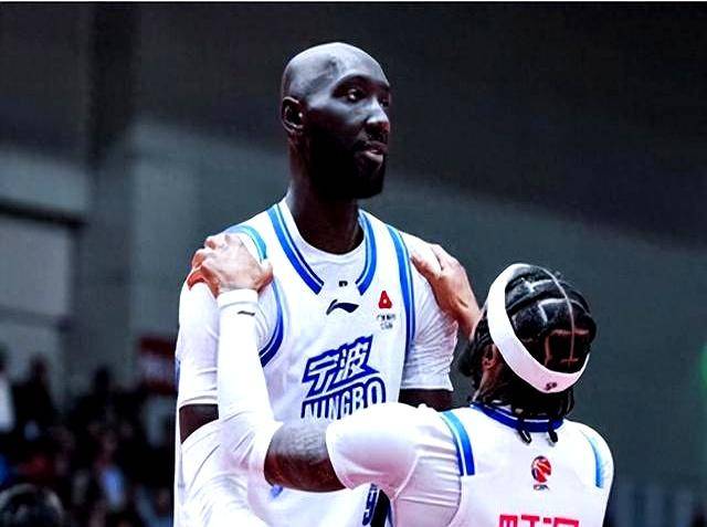 风云突变！布莱顿转会期完成体检；CBA季后赛版图或变；赛场秩序良好；控场能力受关注(布莱顿大学艺术学院好不好申请)-开云官方